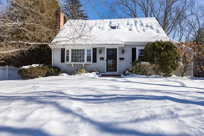 28 Linden Street 1