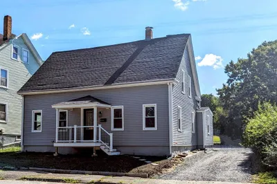 82 E Water St 1