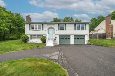 453 Homestead Ave