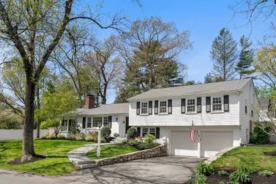 1 Winthrop Rd 1