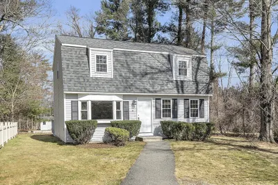 81 Oak Hill Road 1