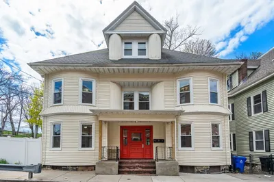 10 Royal St #2
