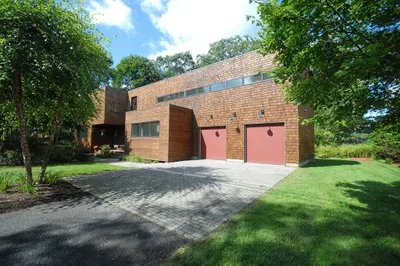 120 Laurel St 1