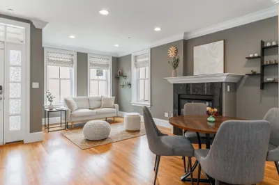 8 Brighton St #1 1