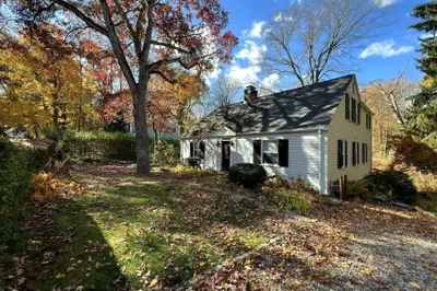 7 Springdale Ave 1