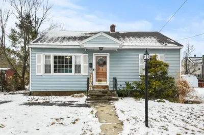 10 Edison Ave