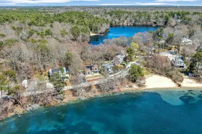 121 Pinecrest Beach Dr