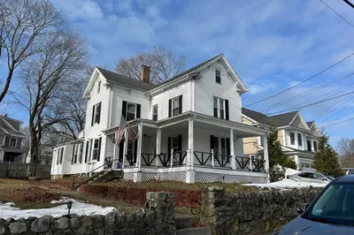 105 Oakdale Ave