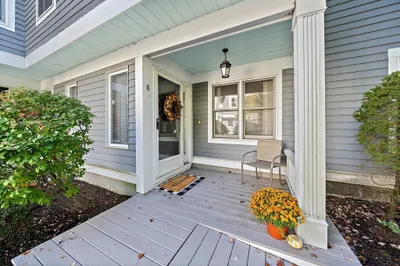 8 Redwood Ct #8 1
