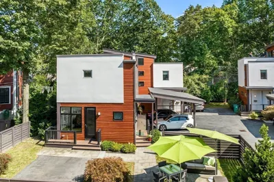 8 Coyne Road #1