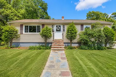 113 Halley Rd 1