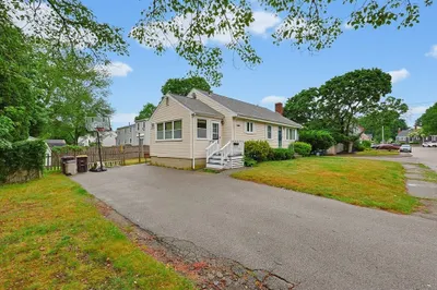 67 Branch Rd