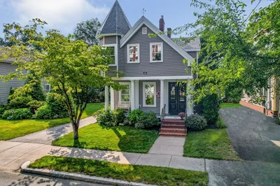 100 Cottage St 1