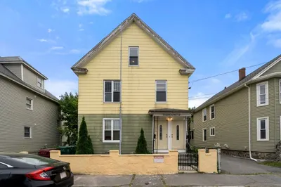 22 Barker St