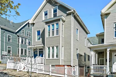 29 Pinckney St #2