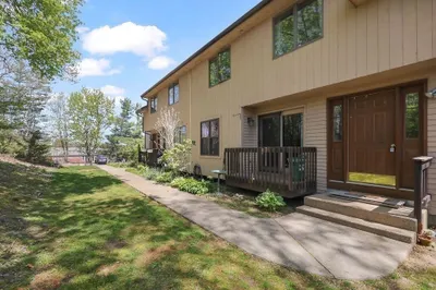 880 Landry Ave #7 1