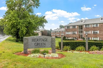 85 Farrwood Ave #1