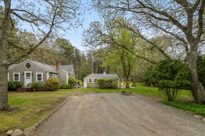 19 Oakdale Drive 1