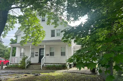 22 Carlmark Street #B