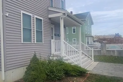 547 Main St #1 1