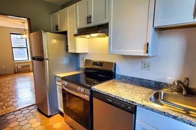6 Cypress Rd #604 1