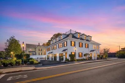 33 Chestnut St #1 1