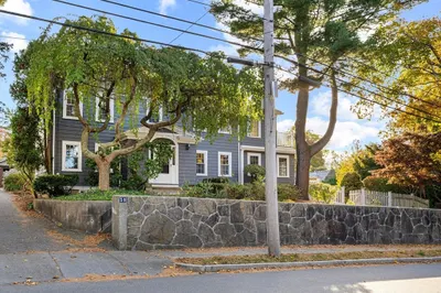 38 Cabot St