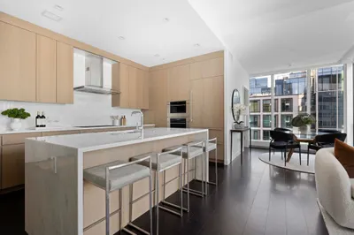 150 Seaport Blvd #12B 1