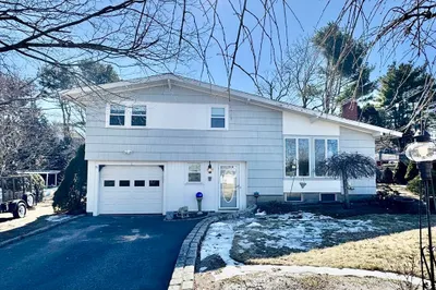 6 Redman Rd