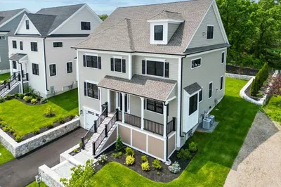 3 Starling St