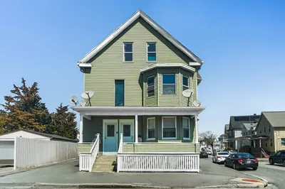 143-145 Fair St 1