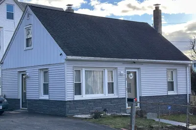 1 Bauer St 1