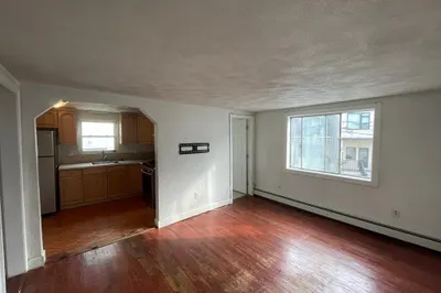 30 Murdock St #2