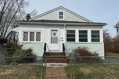 15 Myrtle St 1