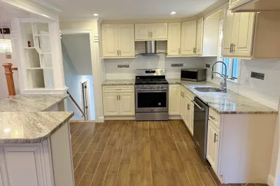 6 Birchwood Cir