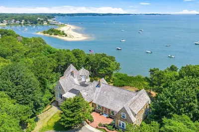2079 Head Of The Bay Road