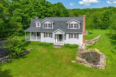 111 Sawyer Hill Rd 1