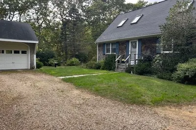 52 Old Coach Rd