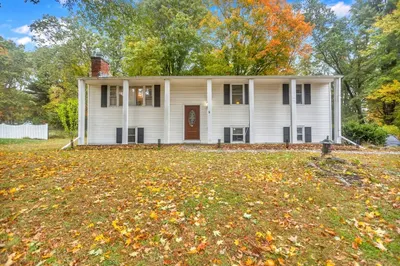 6 Hawthorne Rd
