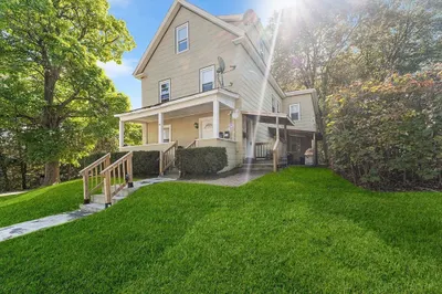 48 Chestnut St 1