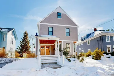 96 Floral Street #1 1