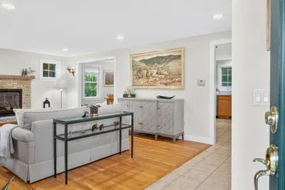 25 Mill Farm Way #25 1