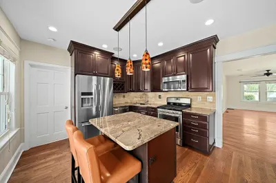 15 Avalon Rd #1 1
