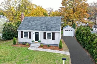 2a Circular Ave