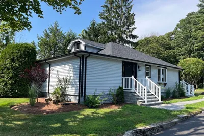 20 Rockwood Rd 1