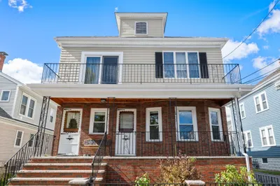 39-41 Thorndike St #39 1