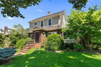161 Playstead Rd