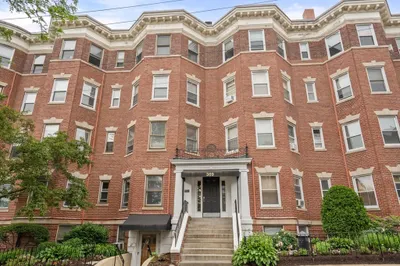 369 Tappan St #8