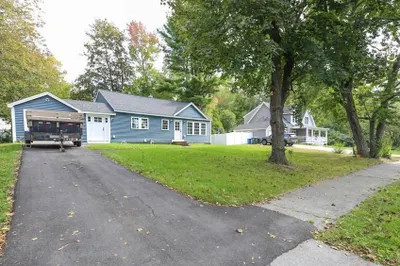 416 Waverley Rd