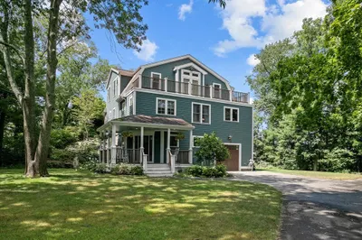 15 Cliff Dr 1